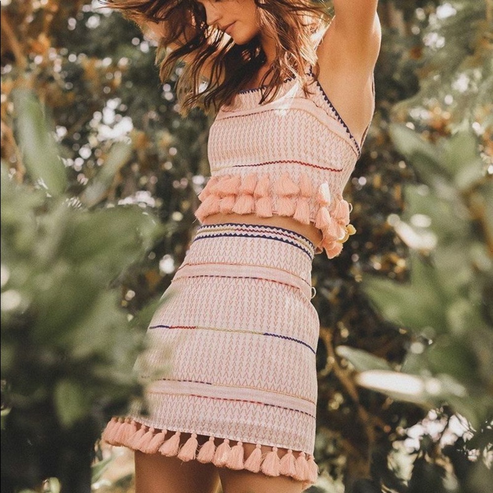 NWT Saylor Natalee Tassel Mini Skirt Coral/Creme